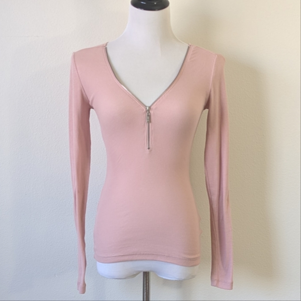 Guess Zip Up Top - Picture 2 of 3